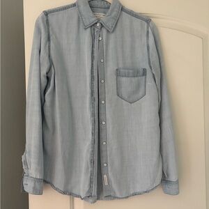 the blue shirt shop Denim Button Down Shirt